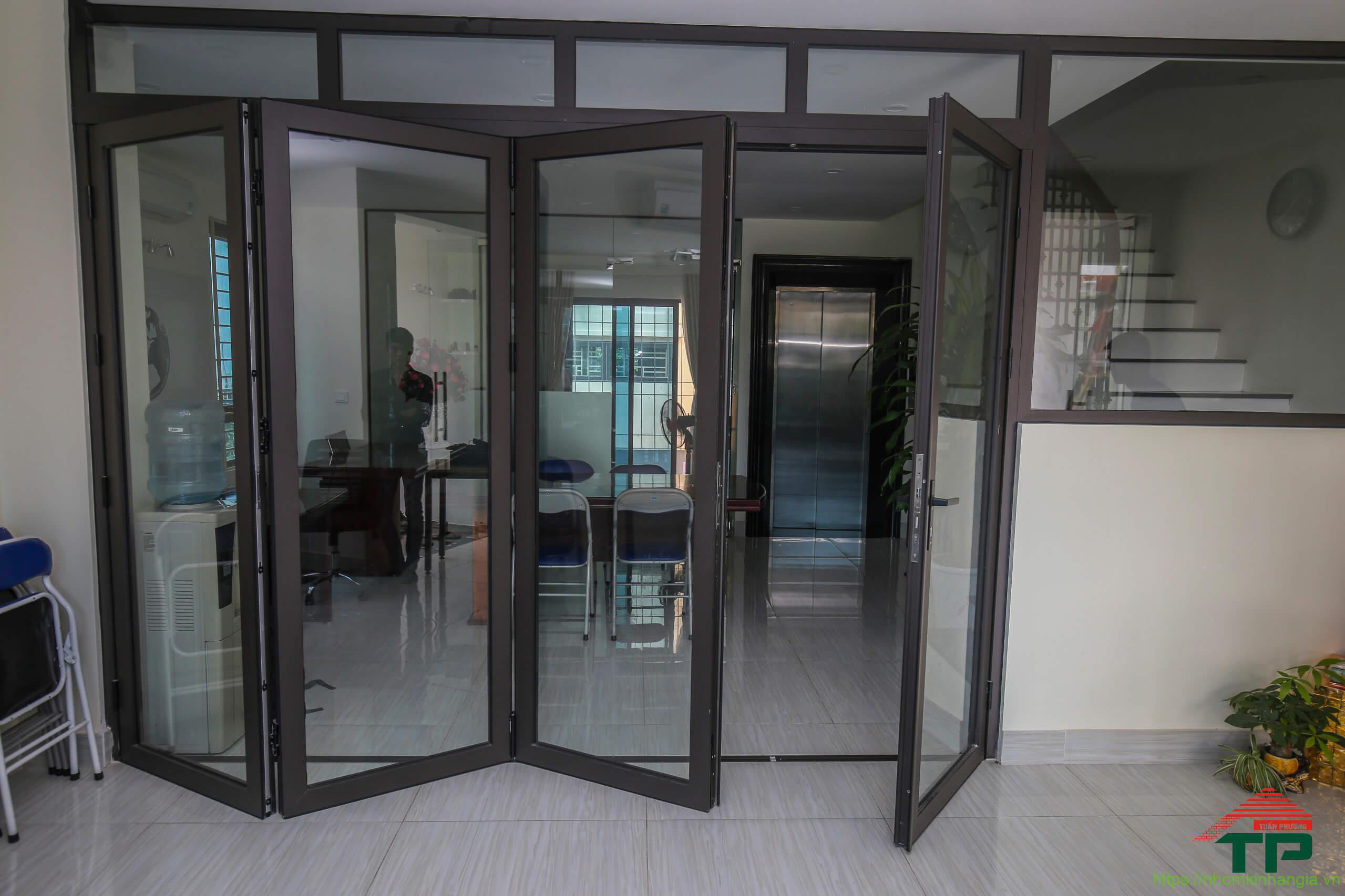 Kich thước và thiết kế của cửa